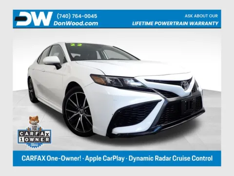 White 2022 Toyota Camry SE for sale in Athens, OH
