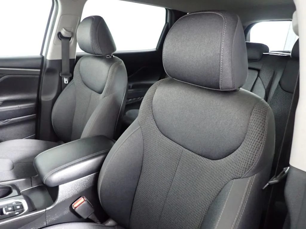 Hyundai Santa Fe photo 17