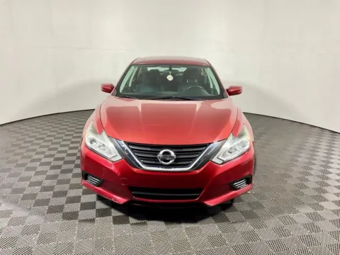 More photos of 2016 Nissan Altima 2.5 S at Don Wood Hyundai, OH