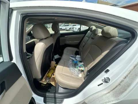More photos of 2020 Hyundai Elantra Limited at Don Wood Hyundai, OH