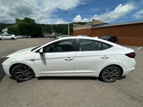 More photos of 2020 Hyundai Elantra Limited at Don Wood Hyundai, OH