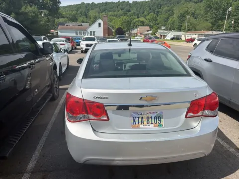 More photos of 2013 Chevrolet Cruze LS at Don Wood Hyundai, OH