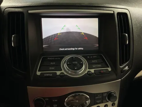 More photos of 2013 INFINITI G37 Journey at Don Wood Hyundai, OH