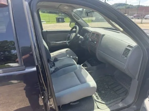 Another view of 2005 Dodge Dakota SLT for sale in Athens, OH at Don Wood Hyundai