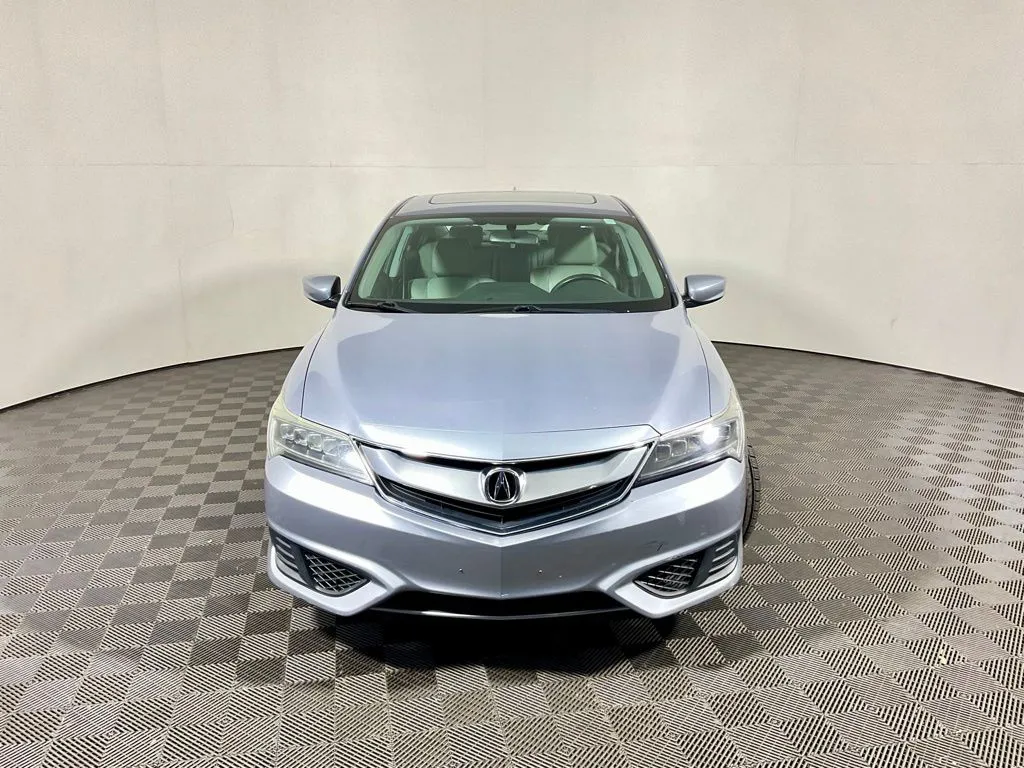 Acura ILX photo 7