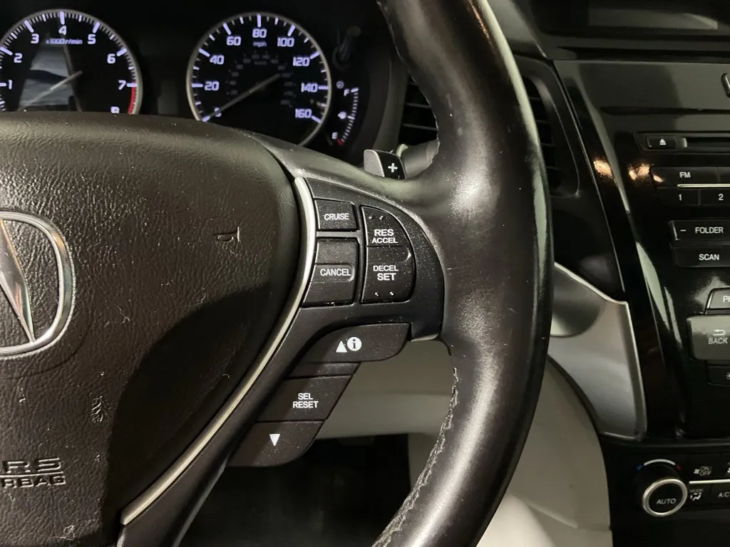 Acura ILX photo 27