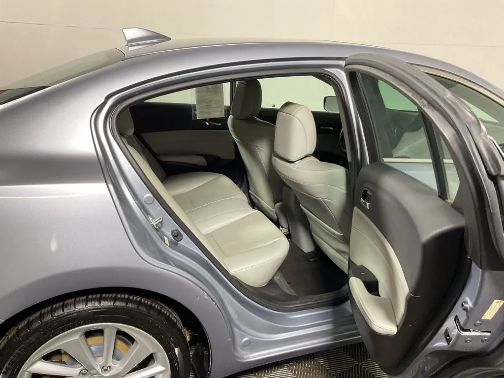 Acura ILX photo 34