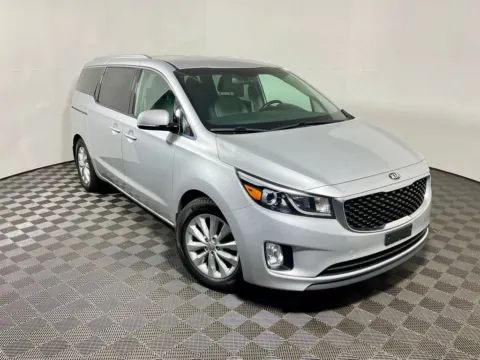 More photos of 2016 Kia Sedona EX at Don Wood Hyundai, OH