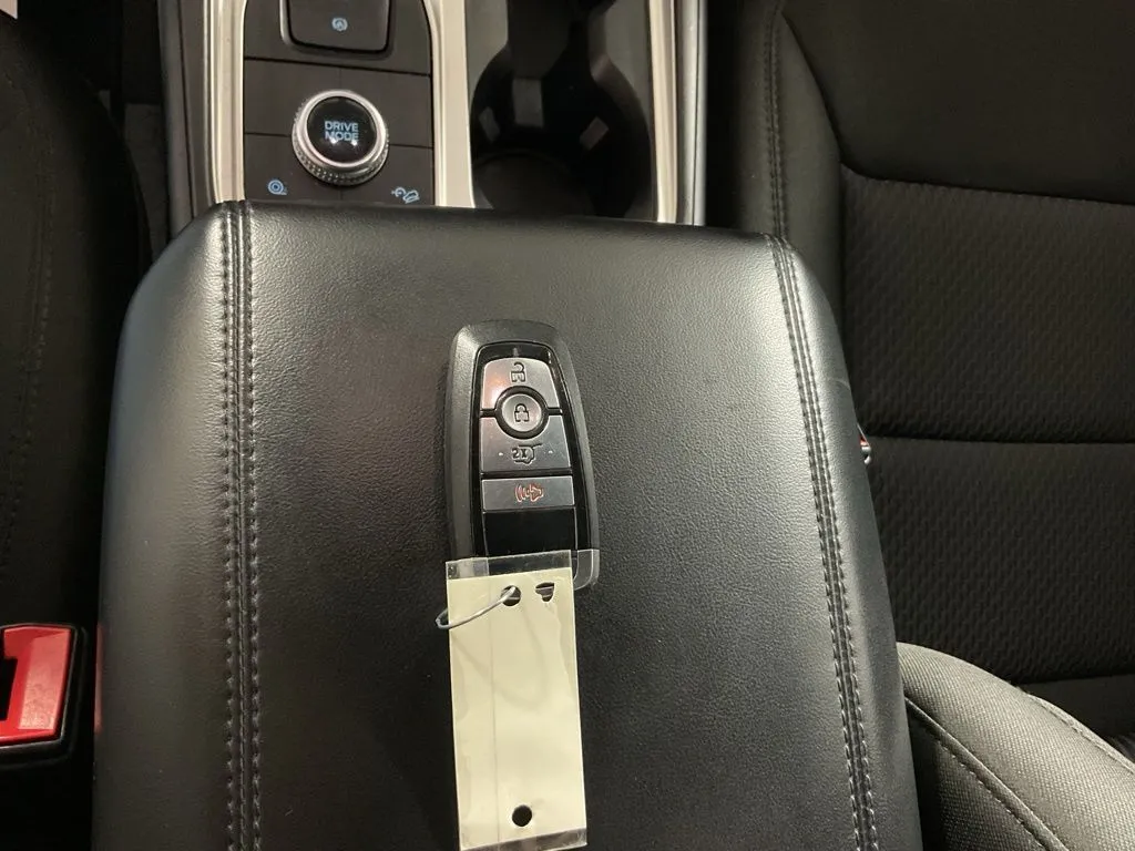 Ford Explorer photo 40