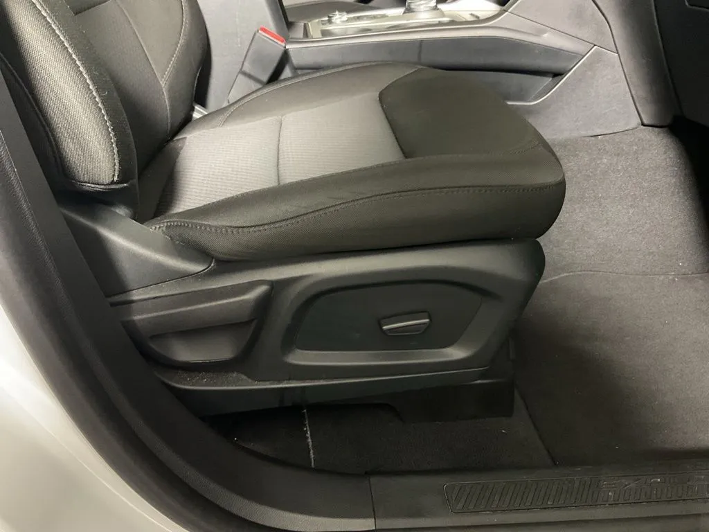 Ford Explorer photo 37