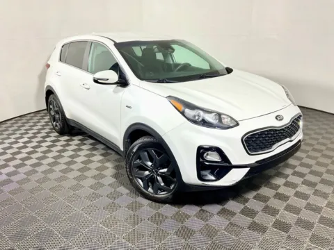 More photos of 2022 Kia Sportage LX at Don Wood Hyundai, OH