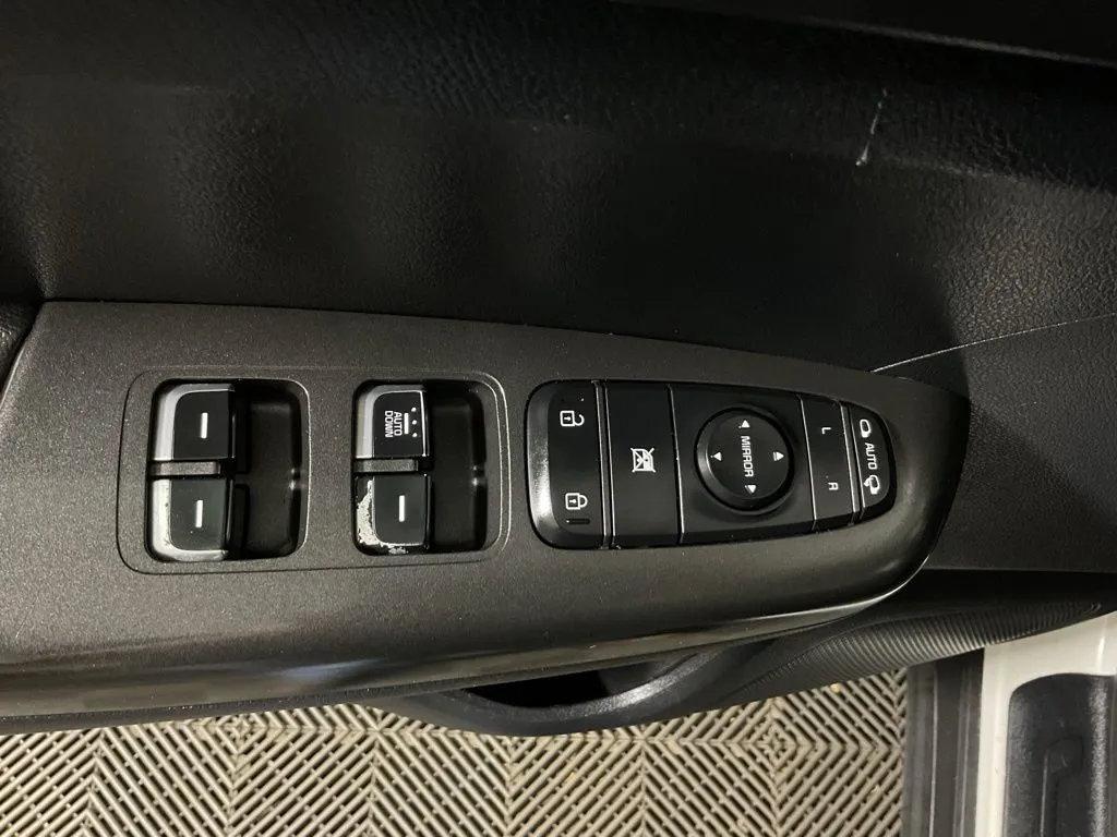 Kia Sportage photo 19