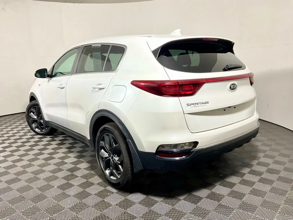 Kia Sportage photo 11