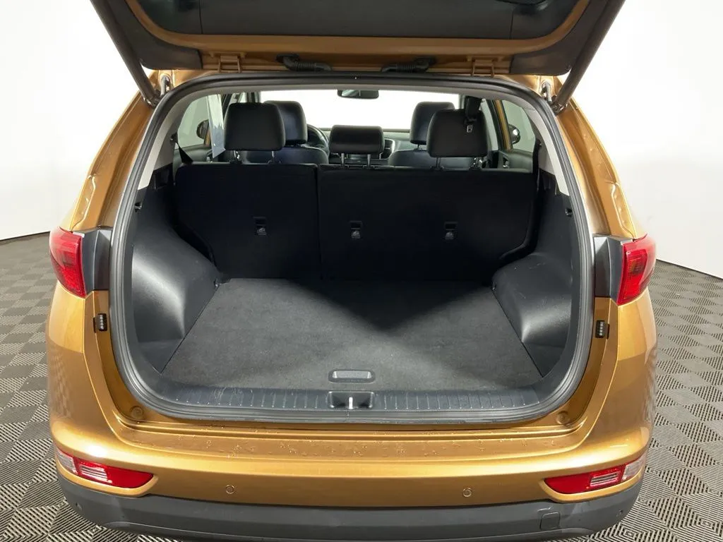Kia Sportage photo 17