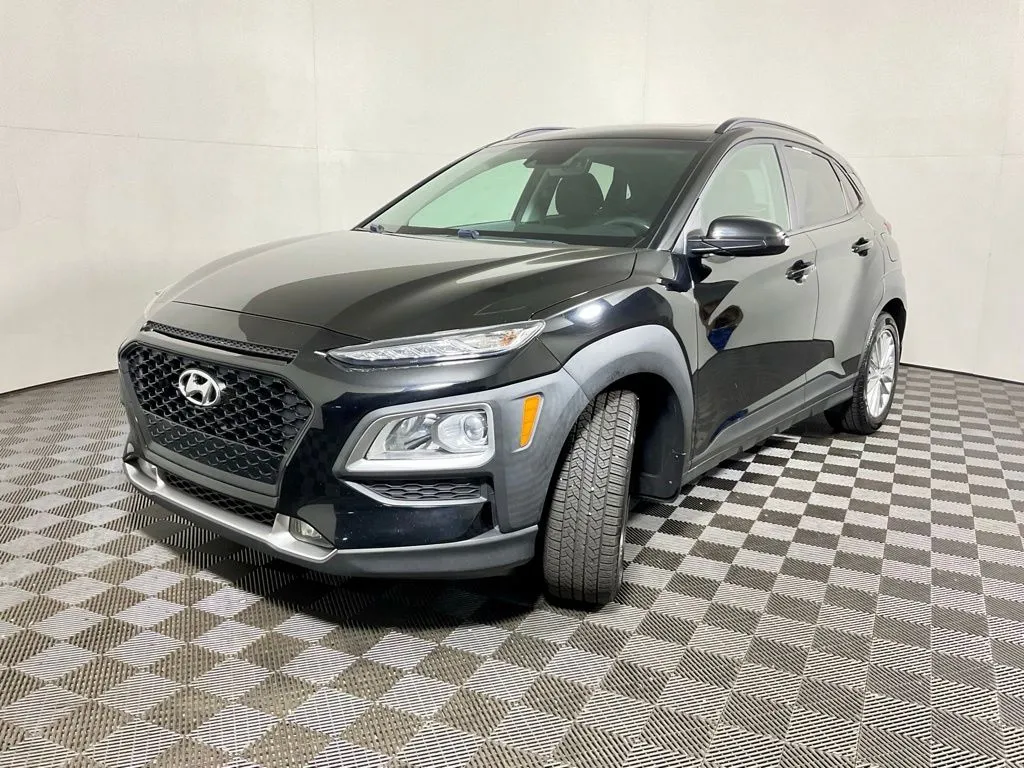 Hyundai Kona photo 2