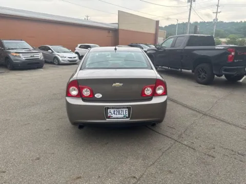 More photos of 2011 Chevrolet Malibu LTZ at Don Wood Hyundai, OH