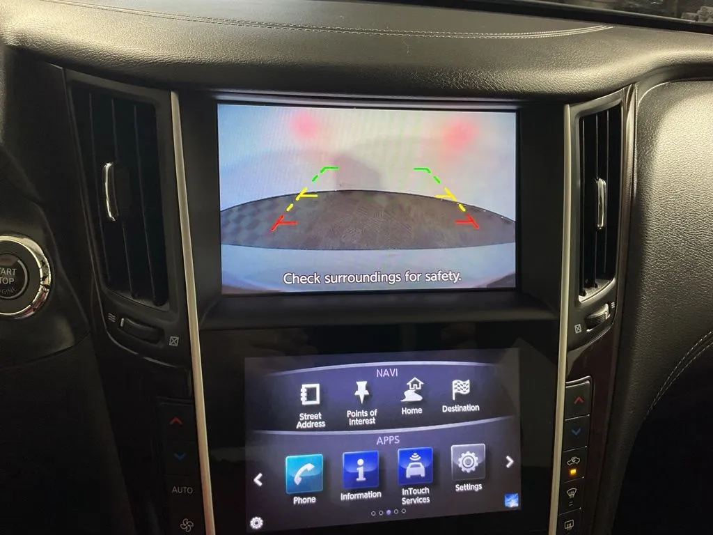 Infiniti Q50 photo 7