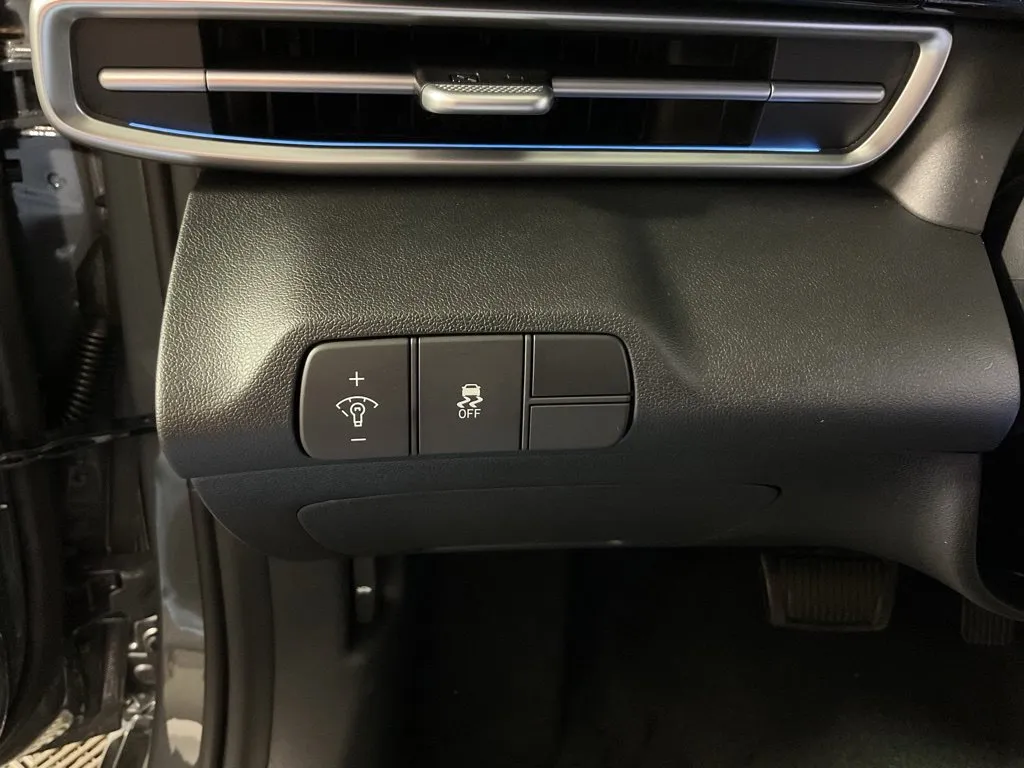 Hyundai Elantra photo 30