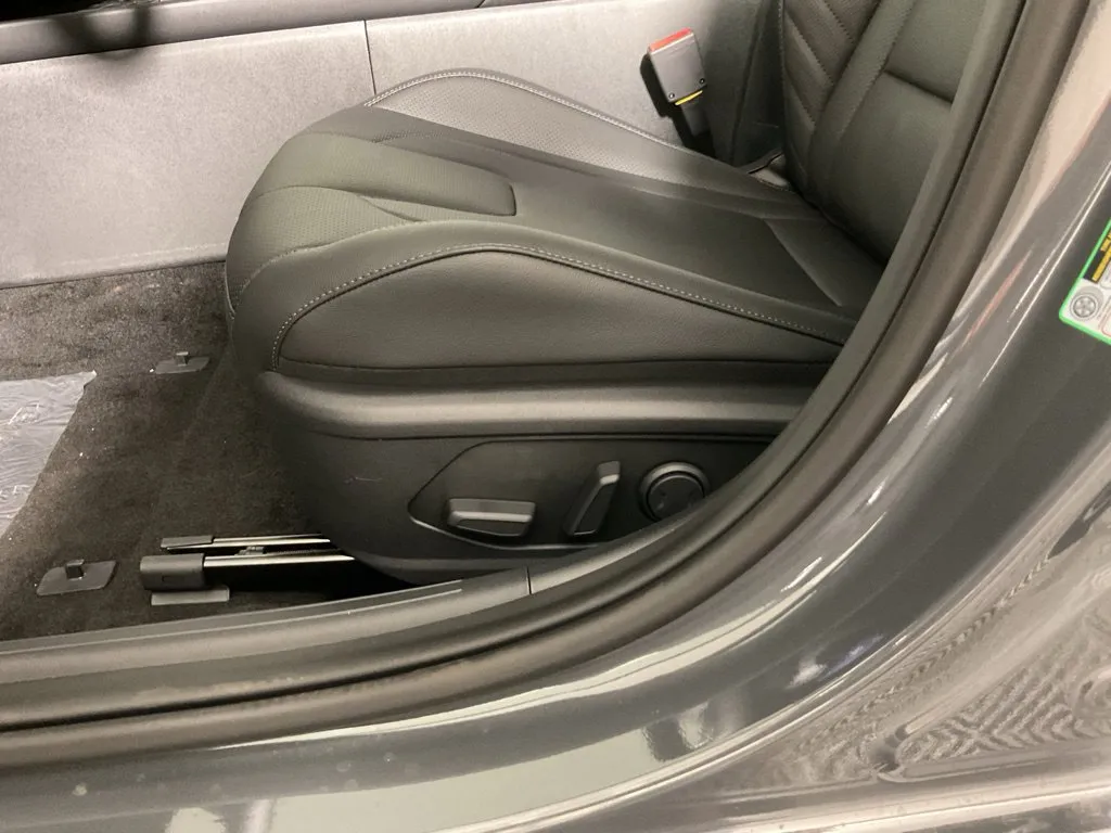 Hyundai Elantra photo 23