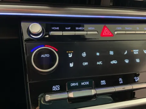 More photos of 2027 Hyundai Santa Fe Limited at Don Wood Hyundai, OH