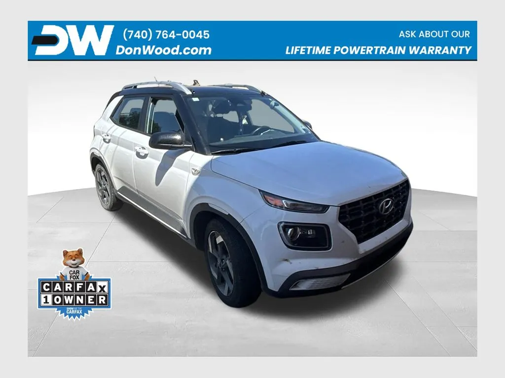 White 2023 Hyundai Venue Limited for sale in Athens, OH