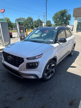 Another view of 2023 Hyundai Venue Limited for sale in Athens, OH at Don Wood Hyundai