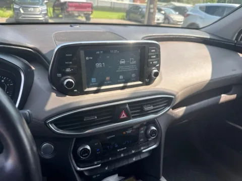 More photos of 2020 Hyundai Santa Fe SEL at Don Wood Hyundai, OH