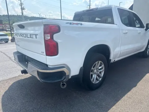More photos of 2021 Chevrolet Silverado 1500 LT at Don Wood Hyundai, OH