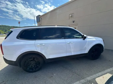 More photos of 2021 Kia Telluride EX at Don Wood Hyundai, OH