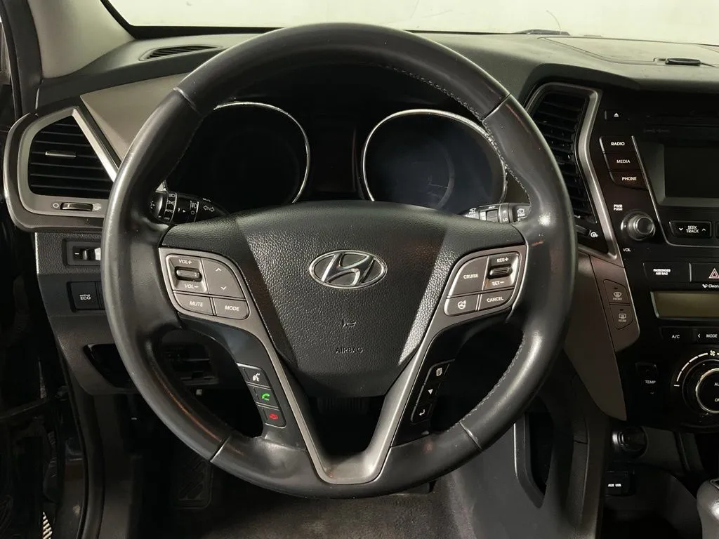 Hyundai Santa Fe Sport photo 21