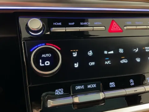 More photos of 2027 Hyundai Santa Fe Limited at Don Wood Hyundai, OH