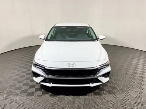More photos of 2026 Hyundai Elantra SE at Don Wood Hyundai, OH