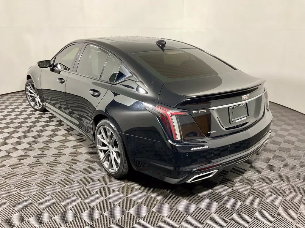Cadillac CT5 photo 12