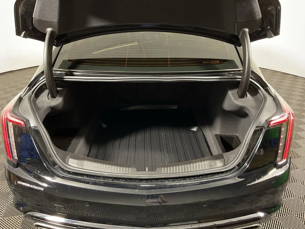 Cadillac CT5 photo 15