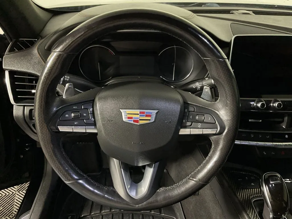Cadillac CT5 photo 24
