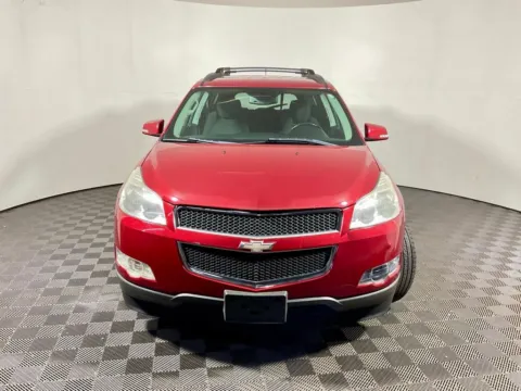 More photos of 2012 Chevrolet Traverse LT at Don Wood Hyundai, OH