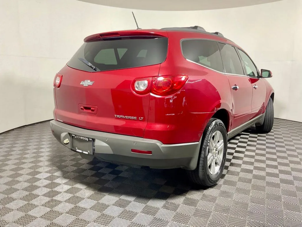 Chevrolet Traverse photo 12