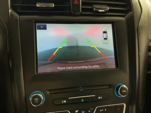 More photos of 2018 Ford Fusion SE at Don Wood Hyundai, OH