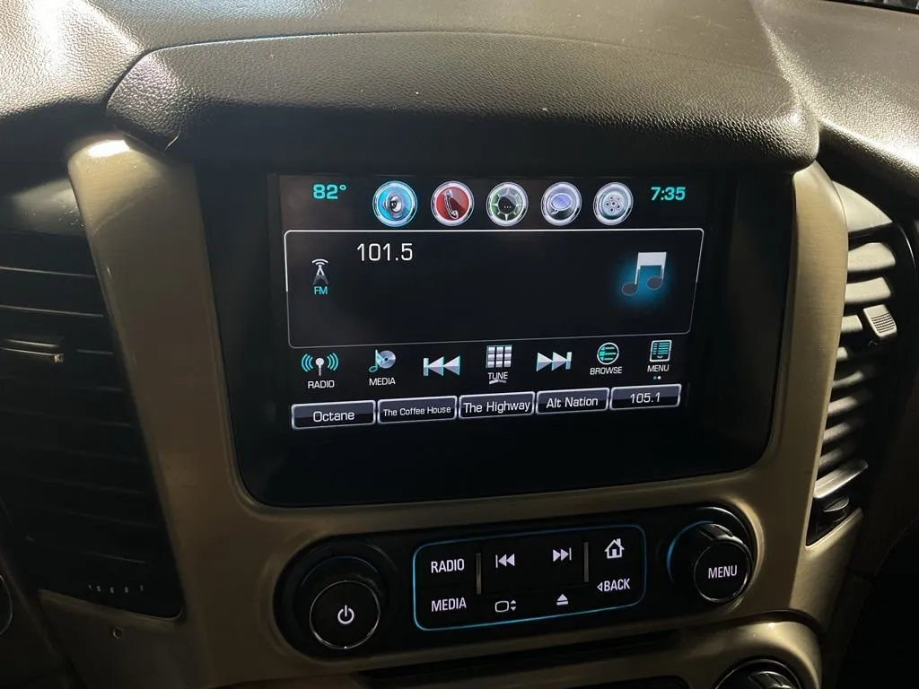 GMC Yukon XL photo 25