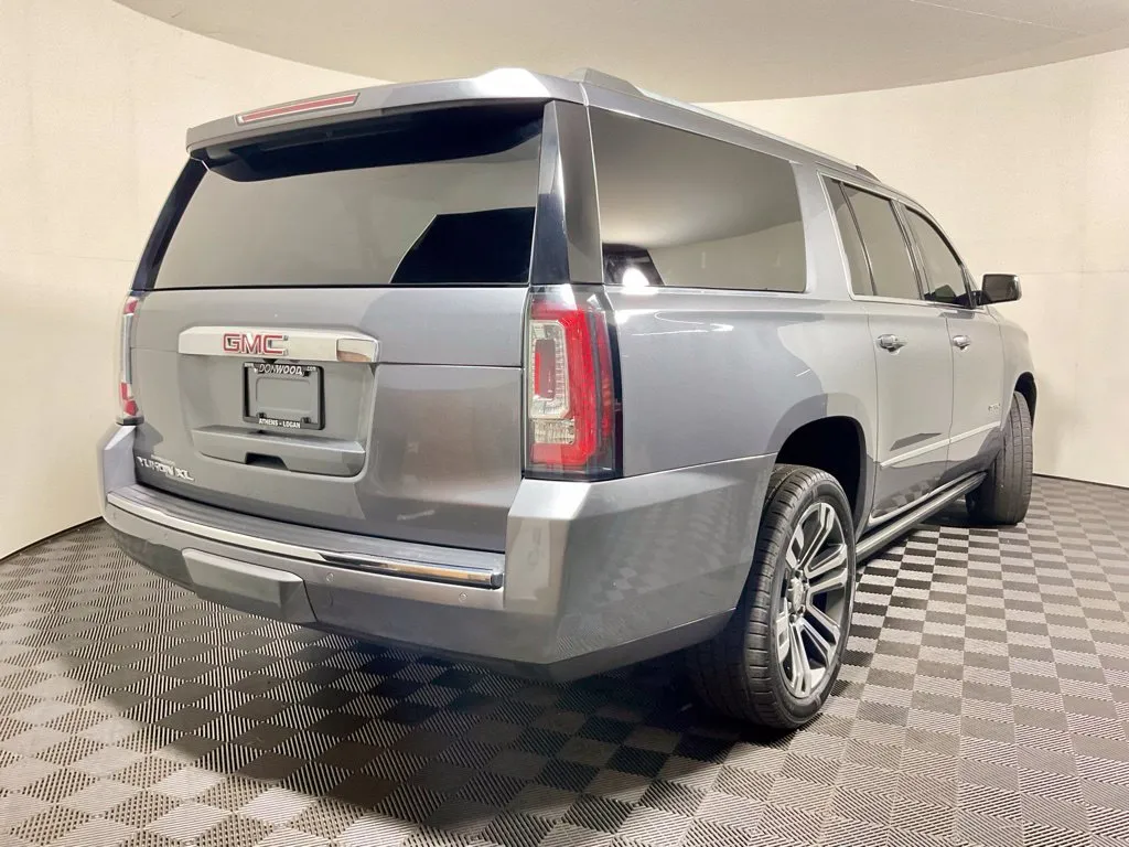 GMC Yukon XL photo 18