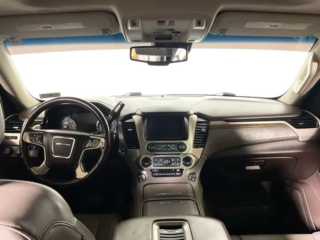 GMC Yukon XL photo 24