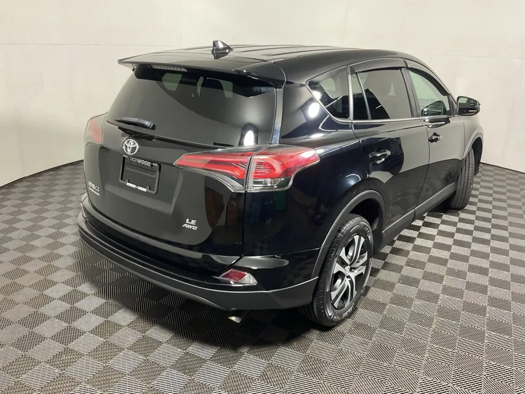 Toyota RAV4 photo 16