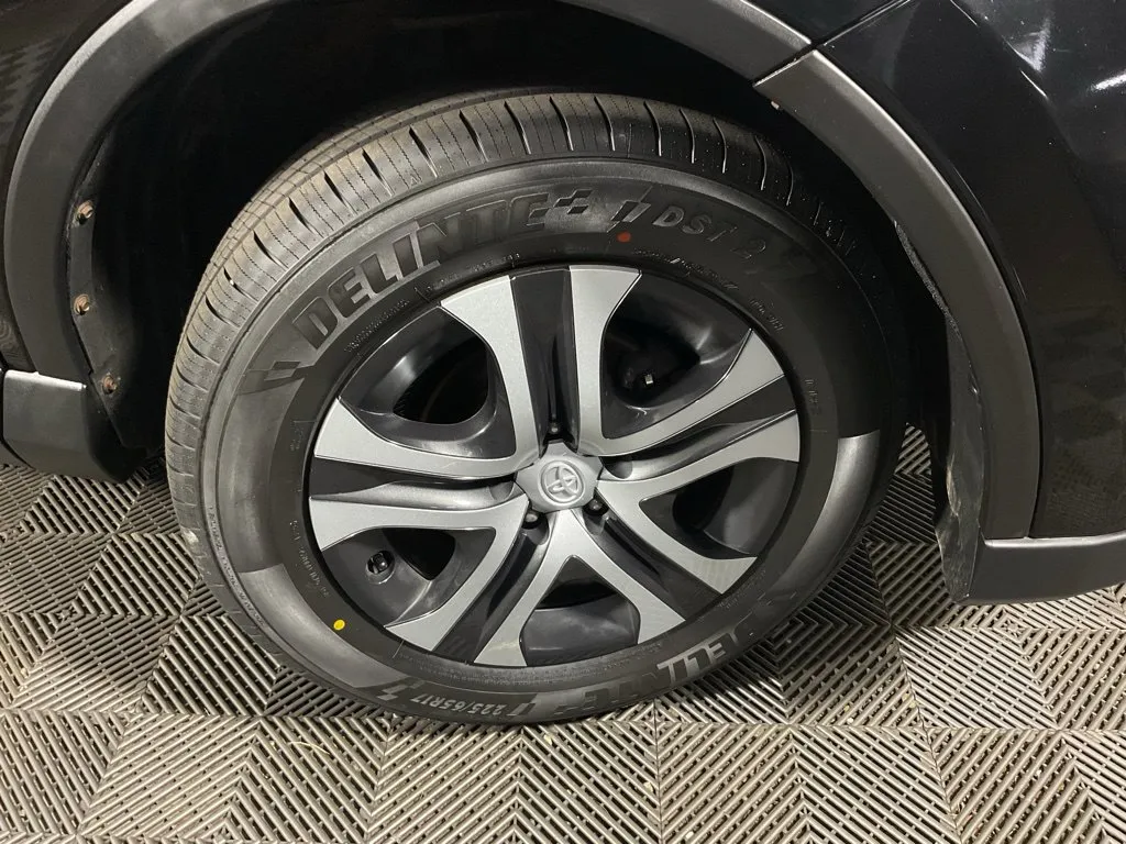 Toyota RAV4 photo 38