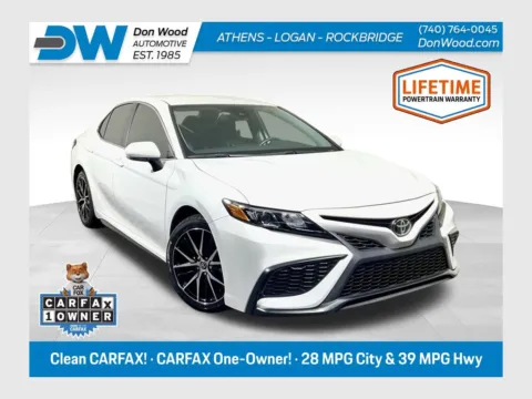 White 2023 Toyota Camry SE for sale in Athens, OH