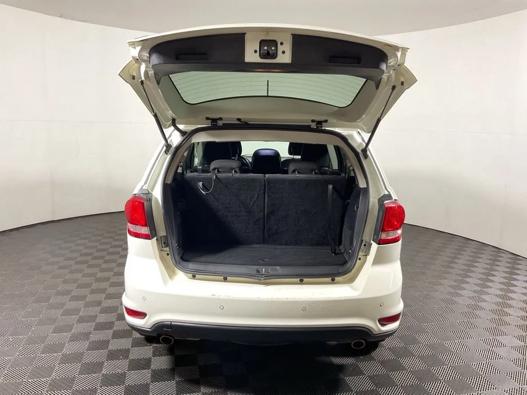 Dodge Journey photo 13