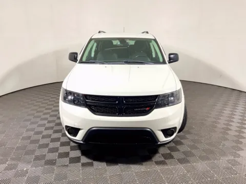 More photos of 2019 Dodge Journey SE at Don Wood Hyundai, OH
