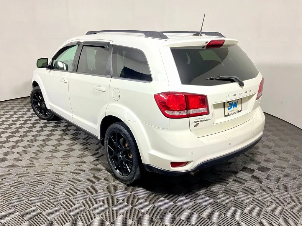 Dodge Journey photo 11