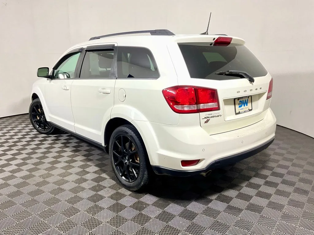 Dodge Journey photo 9