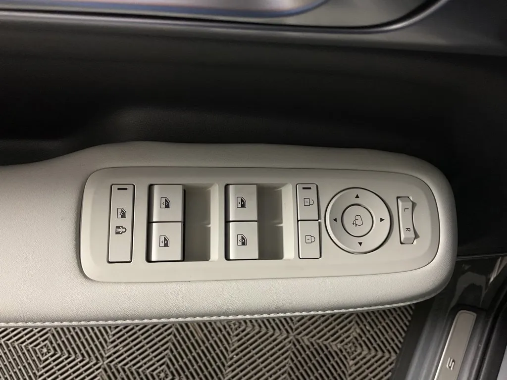 Hyundai Santa Fe photo 21