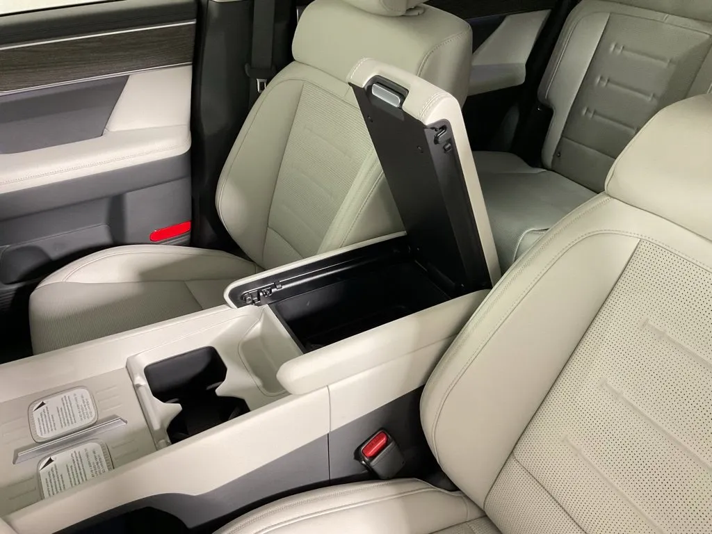 Hyundai Santa Fe photo 32